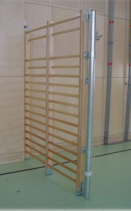 Sprossenwand schwenkbar